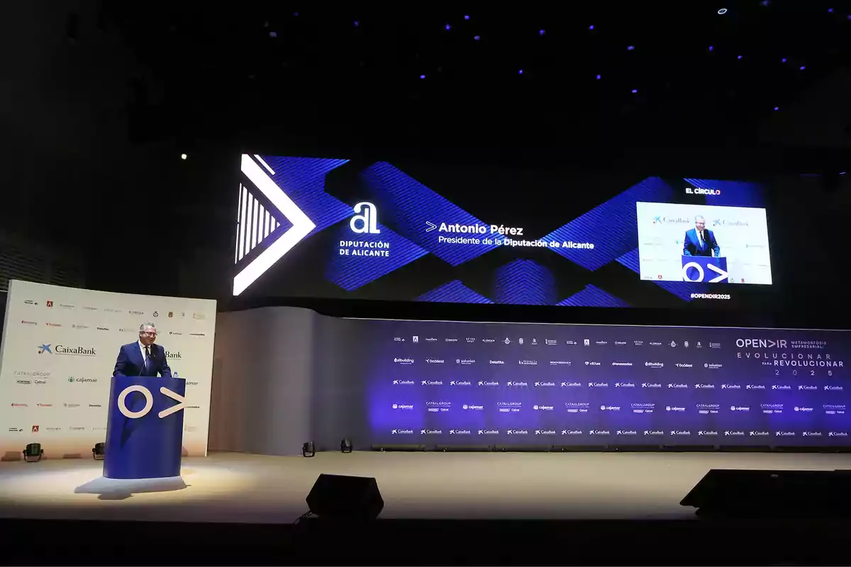 Toni Perez, presidente de la Diputación de Alicante