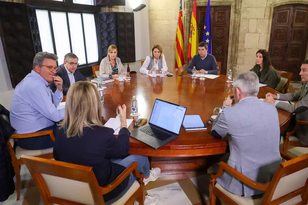 Mazón reunido este lunes en el Palau con sus consellers