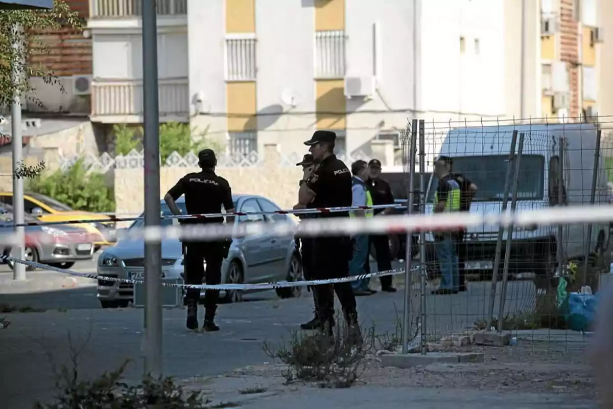 Brutal tiroteo en Sevilla se salda con un muerto