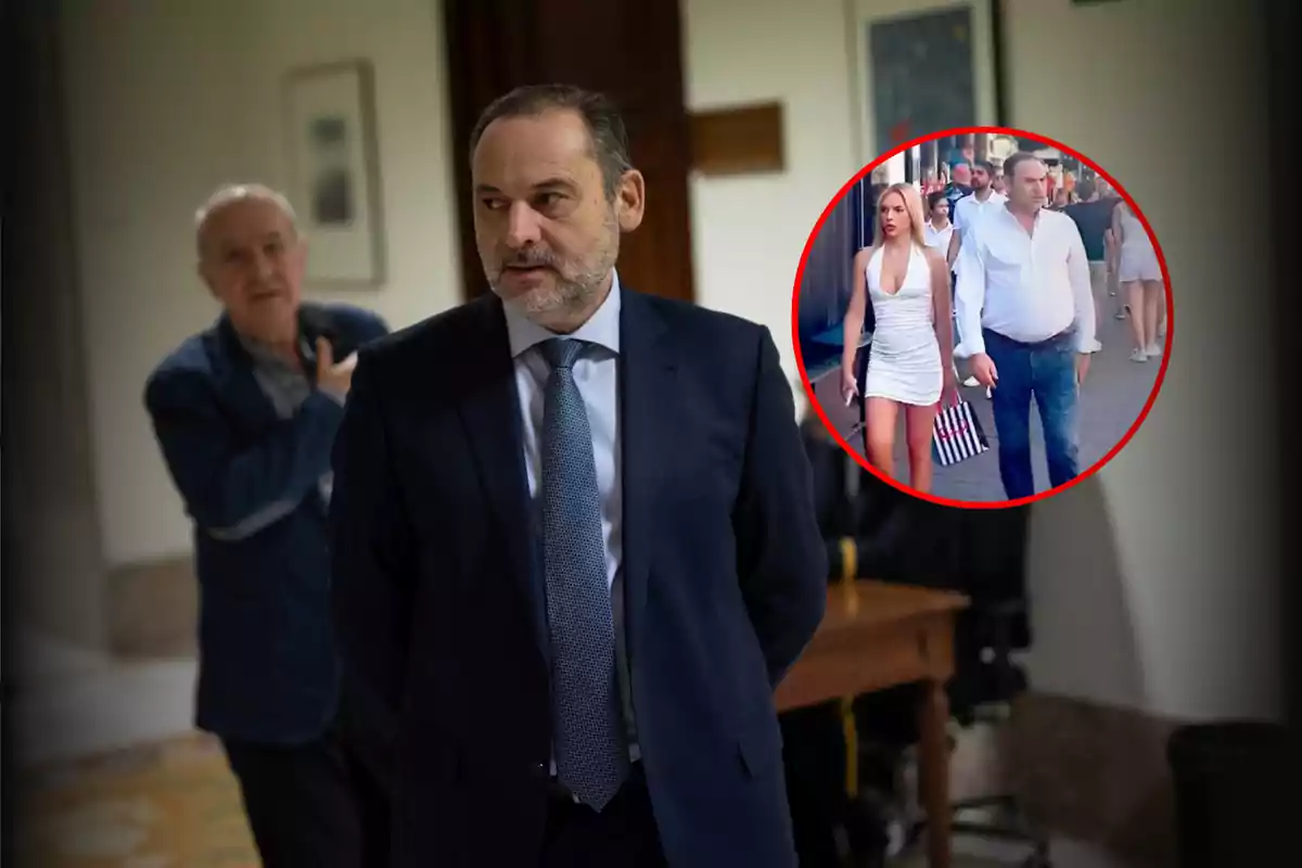 Un hombre de traje está en primer plano dentro de una oficina mientras al fondo aparece un hombre mayor y en la esquina superior derecha hay un círculo rojo con la imagen de una pareja caminando por la calle