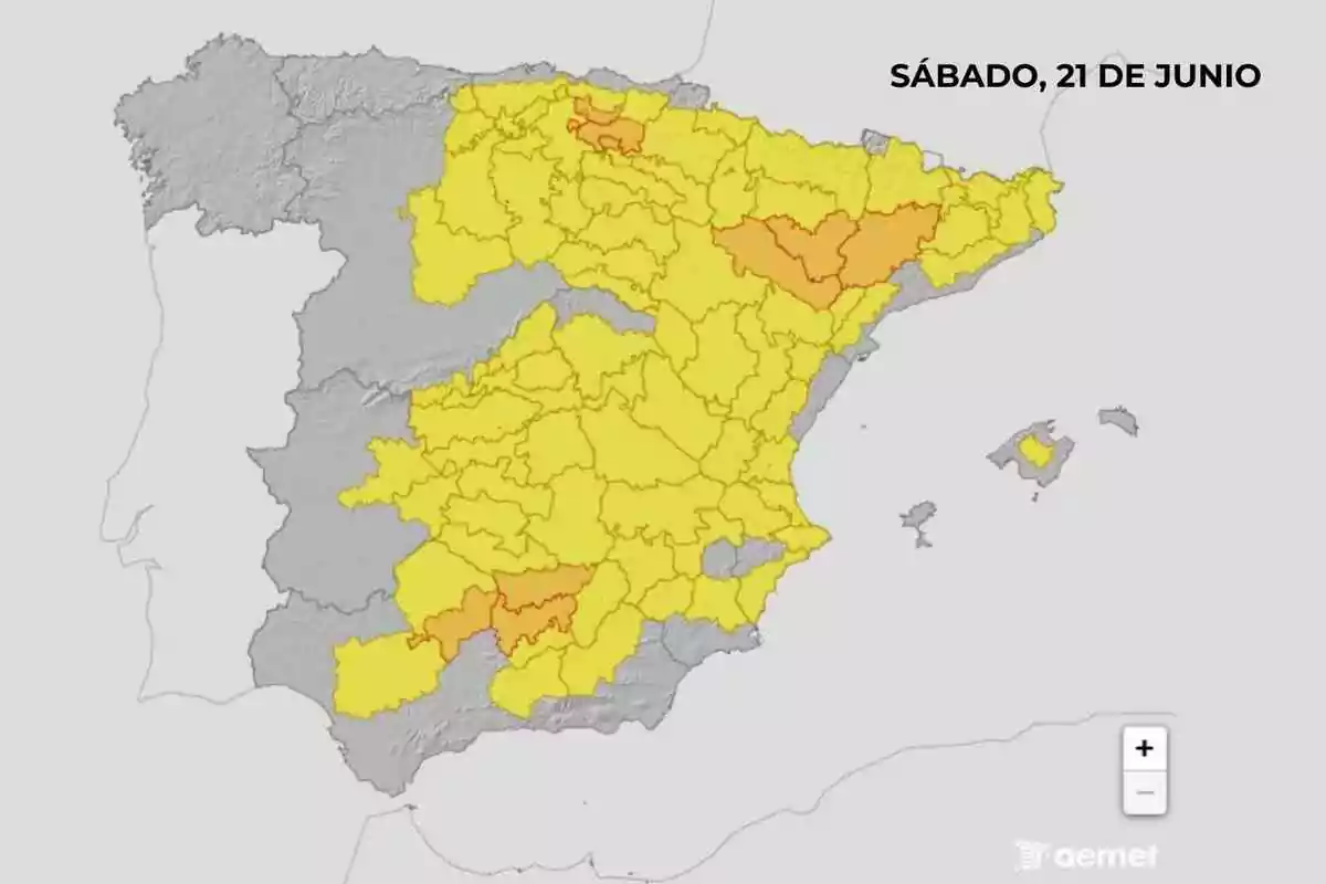 Mapa de España con varias provincias en alerta amarilla y algunas en alerta naranja por condiciones meteorológicas adversas para el sábado 21 de junio Mapa de España con varias provincias en alerta amarilla y algunas en alerta naranja por condiciones meteorológicas adversas para el sábado 21 de junio