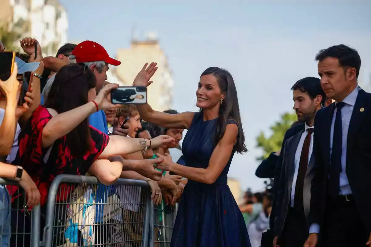 Queen Letizia greets the locals during a visit to Badia de Vallès on June 23, 2025, in Badia de Vallès, Barcelona. Queen Letizia greets the locals during a visit to Badia de Vallès on June 23, 2025, in Badia de Vallès, Barcelona.