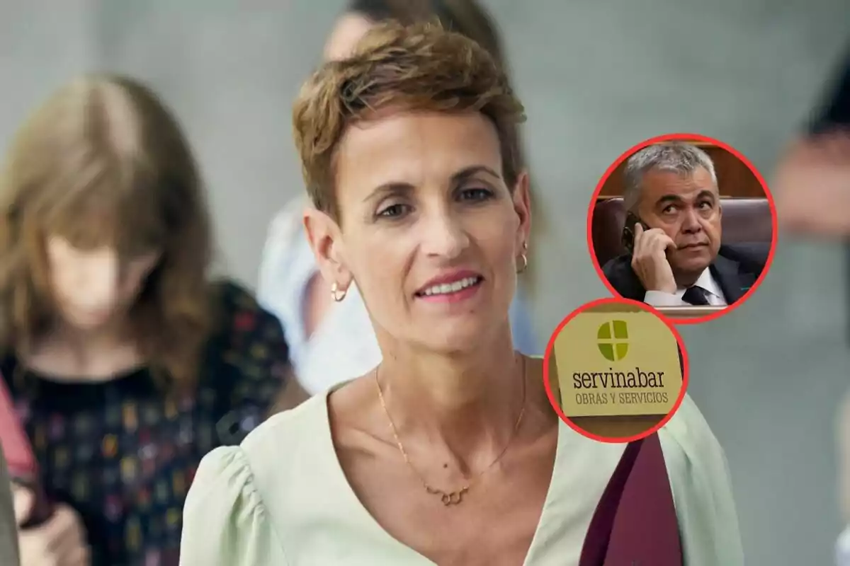 Mujer de cabello corto y rubio claro en primer plano con expresión seria, al fondo personas desenfocadas y dos círculos rojos que muestran a un hombre canoso hablando por teléfono y un cartel de una empresa llamada servinabar obras y servicios