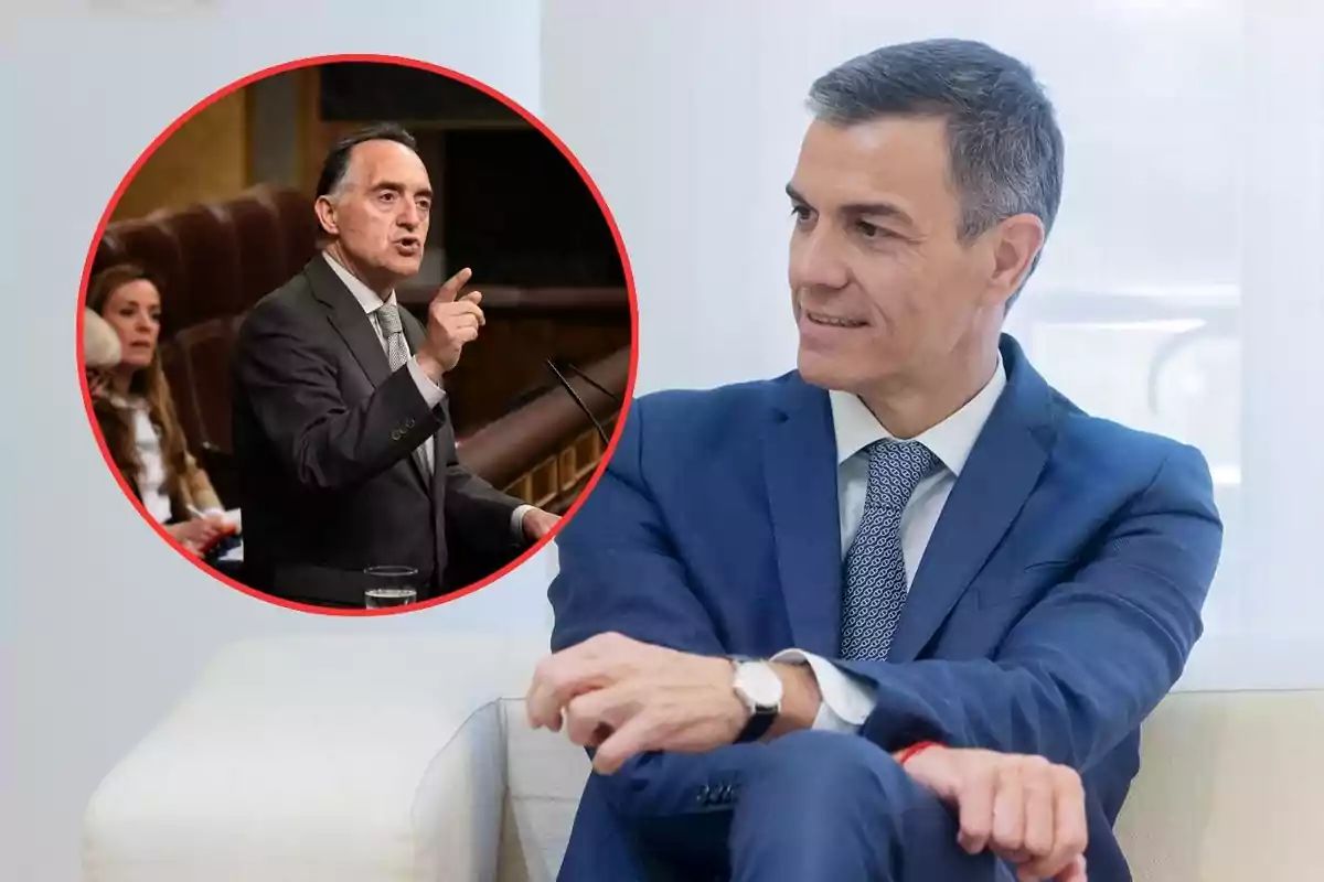 Un hombre con traje azul sentado y sonriendo mientras en un círculo superpuesto aparece otro hombre hablando y gesticulando en un parlamento.