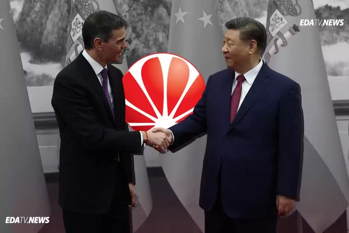 Dos hombres de traje se dan la mano frente a un fondo con banderas y el logo de Huawei en el centro