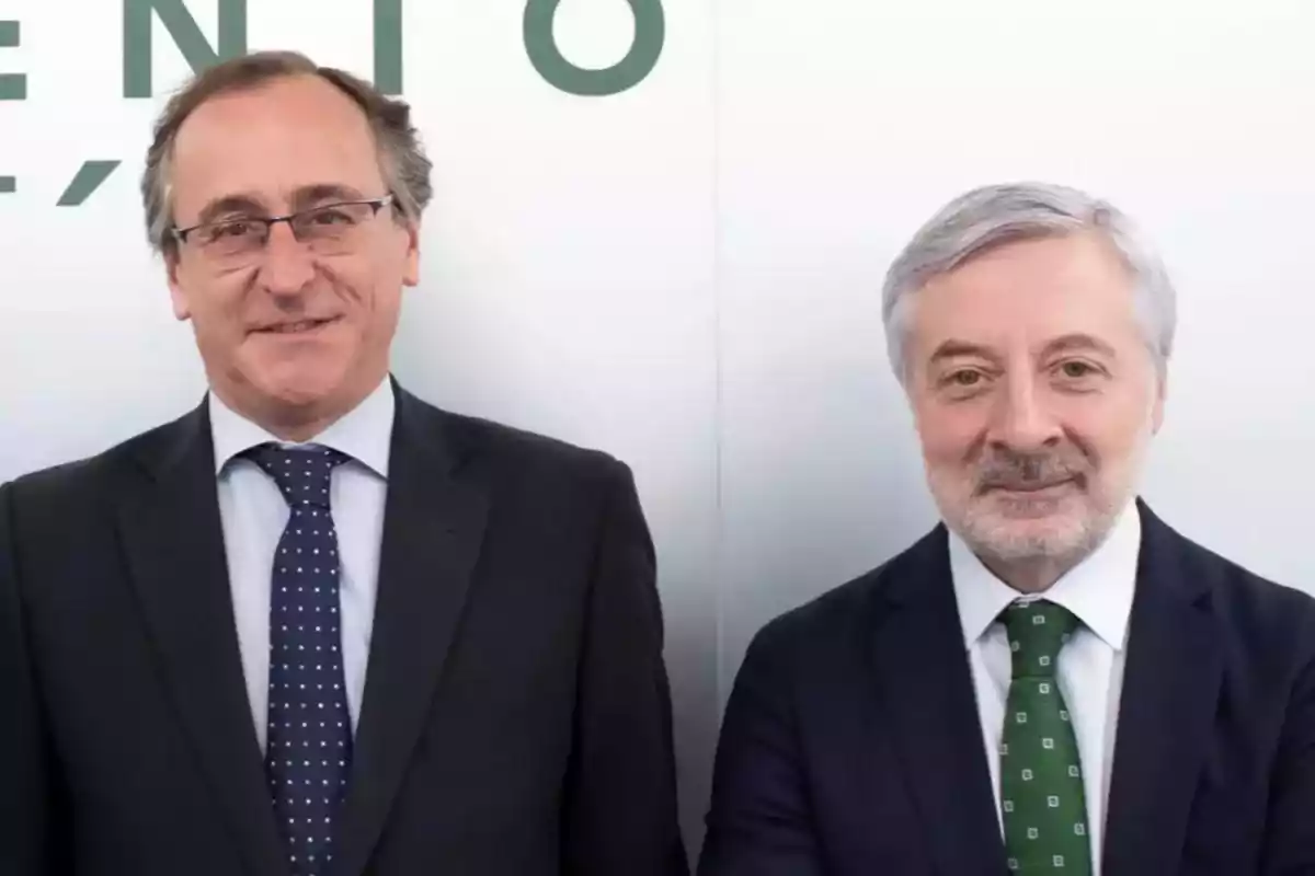 simulación de miembros de ACENTO
