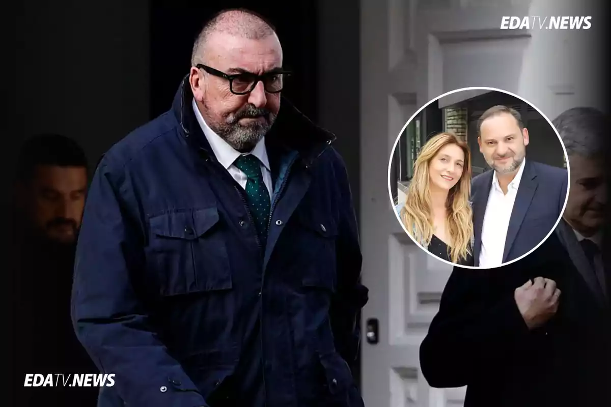 Hombre con gafas y barba vestido con chaqueta azul y corbata verde caminando, con un recuadro en la esquina mostrando a una pareja sonriendo frente a un edificio