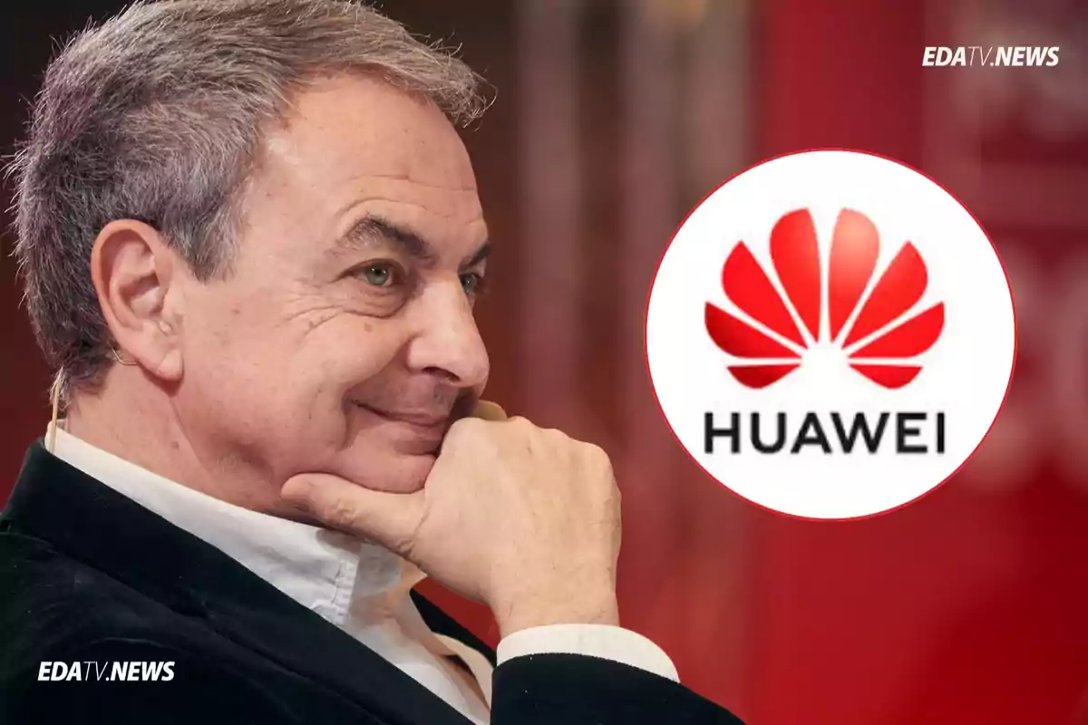 Hombre de cabello canoso sonriente con la mano en el mentón y el logo de Huawei al fondo