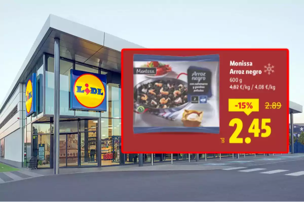 Fachada de supermercado Lidl con una oferta destacada de arroz negro Monissa a 2,45 euros Fachada de supermercado Lidl con una oferta destacada de arroz negro Monissa a 2,45 euros