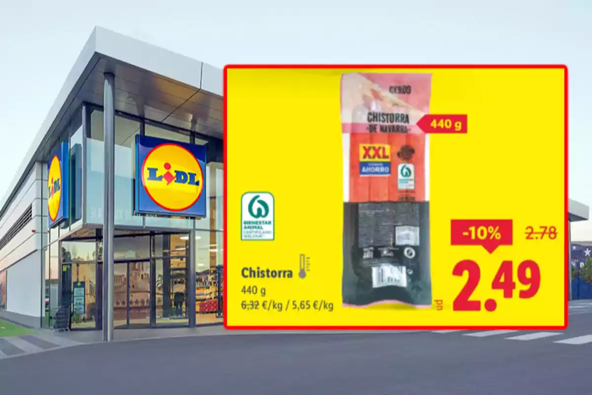 Fachada de supermercado Lidl con una oferta destacada de chistorra de Navarra XXL de 440 gramos a 2,49 euros con un descuento del 10 por ciento Fachada de supermercado Lidl con una oferta destacada de chistorra de Navarra XXL de 440 gramos a 2,49 euros con un descuento del 10 por ciento