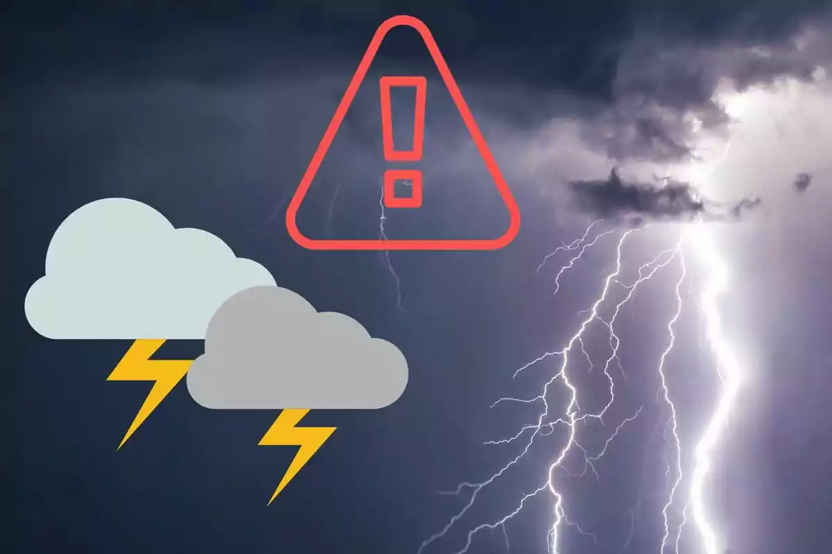 Cielo oscuro con relámpagos, dos nubes con rayos y un símbolo de advertencia en el centro