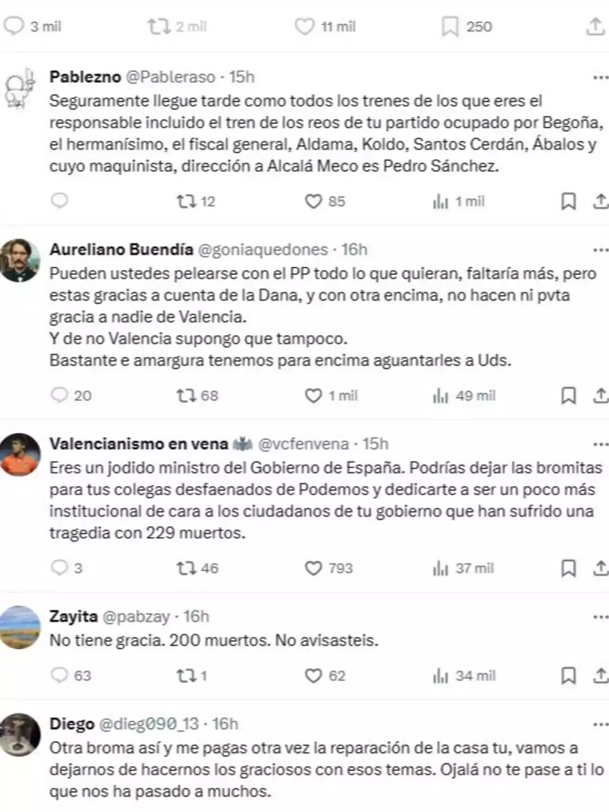 Captura de pantalla de varias respuestas en Twitter criticando a un político español por comentarios sobre trenes y tragedias, con usuarios mostrando indignación y recordando víctimas de un accidente. Captura de pantalla de varias respuestas en Twitter criticando a un político español por comentarios sobre trenes y tragedias, con usuarios mostrando indignación y recordando víctimas de un accidente.