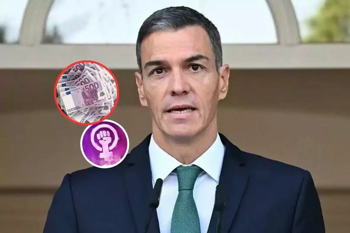 Hombre de traje oscuro y corbata verde hablando frente a micrófonos con dos gráficos superpuestos uno de billetes de euro y otro con un símbolo feminista