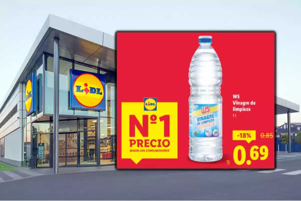 Fachada de supermercado Lidl con un cartel promocional de vinagre de limpieza W5 en oferta a 0,69 euros Fachada de supermercado Lidl con un cartel promocional de vinagre de limpieza W5 en oferta a 0,69 euros