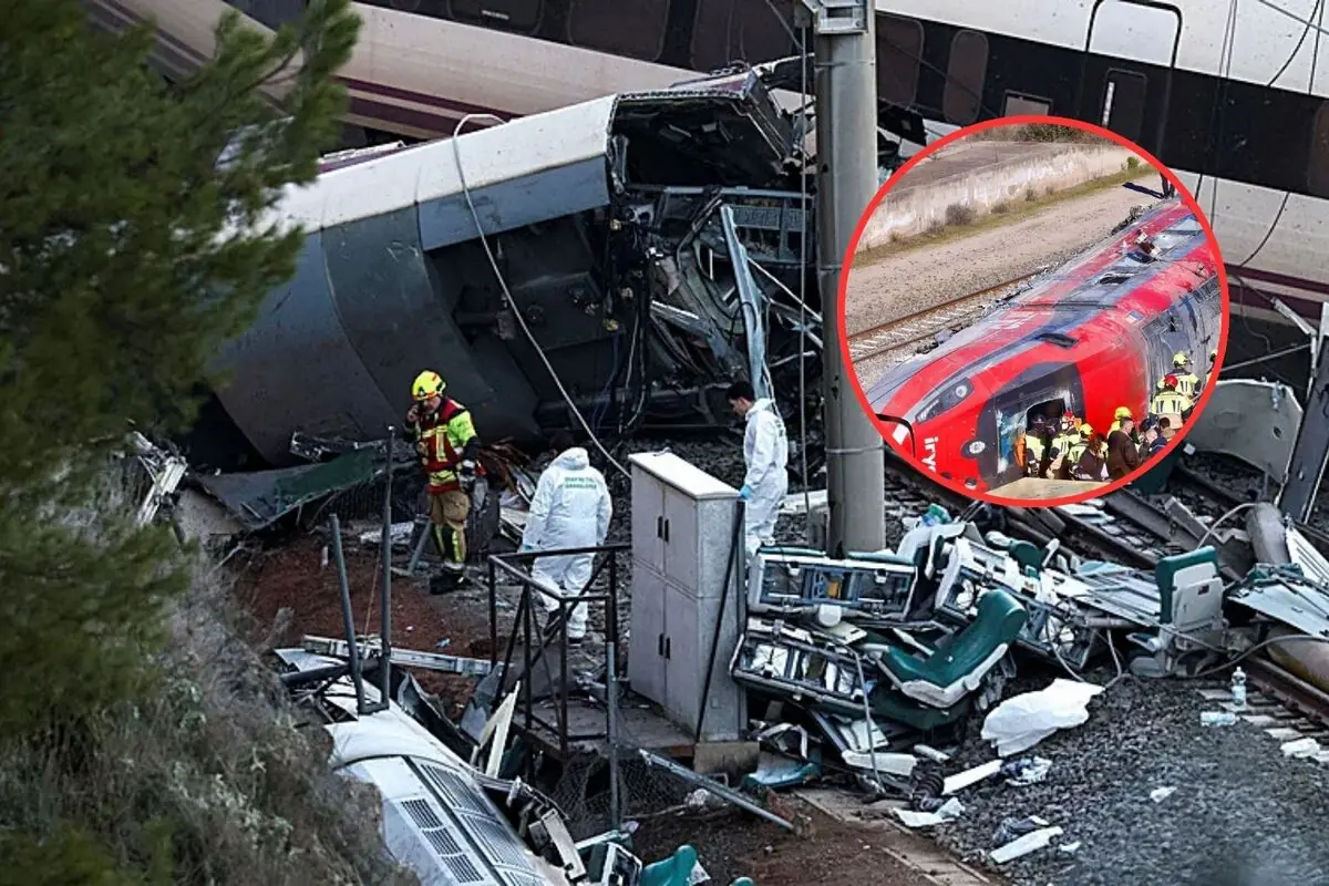 Bomberos y equipos de rescate trabajan entre los restos destrozados de un tren descarrilado mientras en un recuadro se ve otro tren volcado junto a la vía