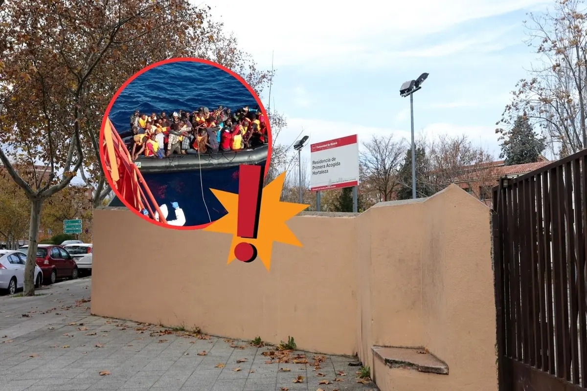 Montaje de una calle junto a un centro de primera acogida con un círculo superpuesto que muestra una patera llena de personas en el mar y un gran signo de exclamación rojo y amarillo