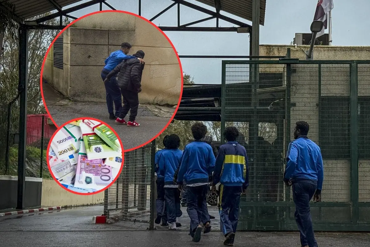 Grupo de jóvenes con chándal azul entrando en un recinto vallado mientras un recuadro muestra a dos chicos caminando abrazados y otro recuadro billetes de euro simbolizando ayudas económicas