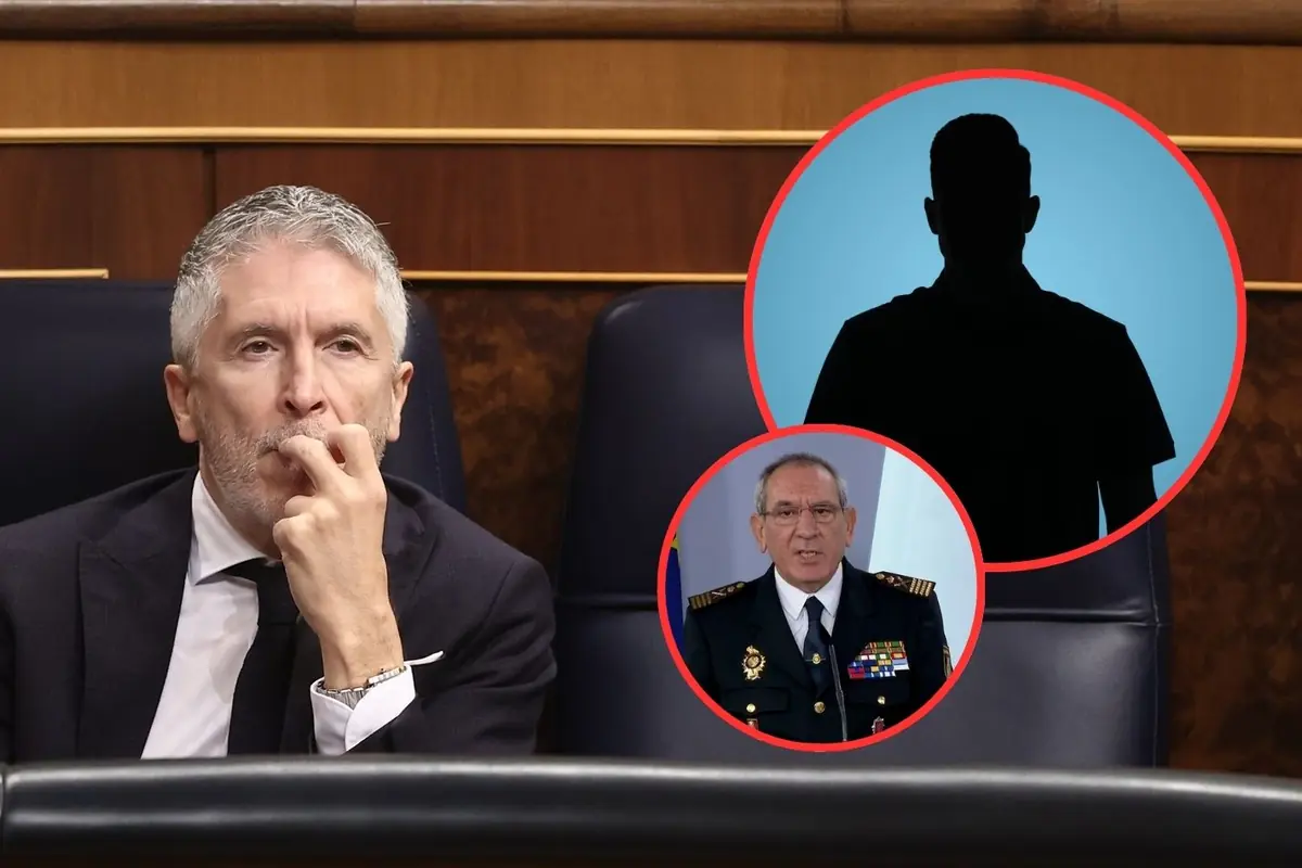 Hombre de traje pensativo en un escaño con dos círculos superpuestos que muestran la silueta anónima de una persona y a un mando policial uniformado