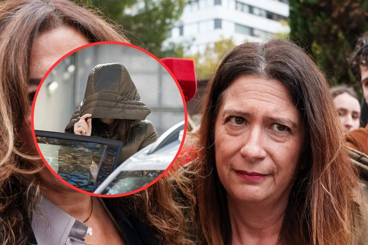 Primer plano de una mujer de gesto serio en la calle con un recuadro circular que muestra a otra persona ocultando su rostro bajo la capucha de un abrigo mientras entra en un coche