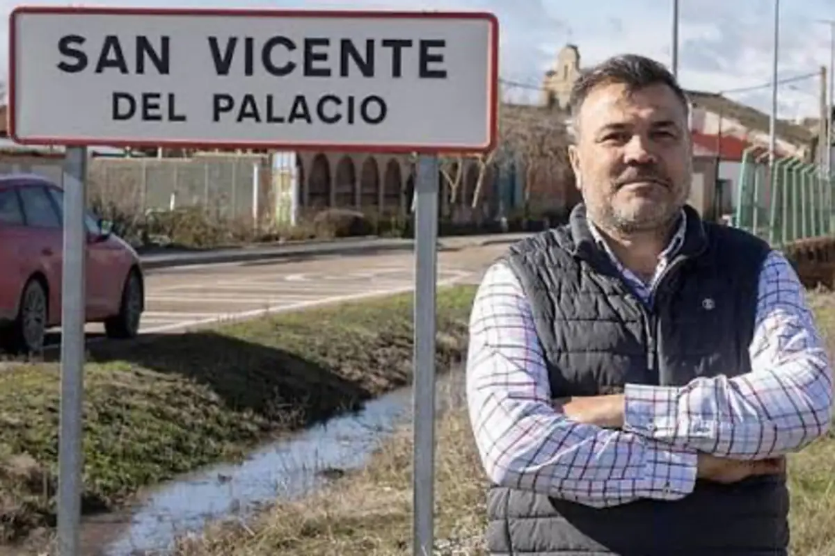 Miguel García, Alcalde de San Vicente del Palacio