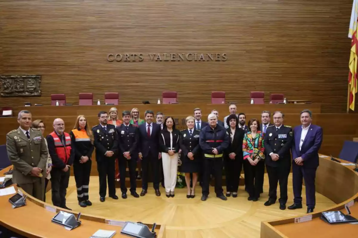 Autoridades en el día de las Cortes Valencianas