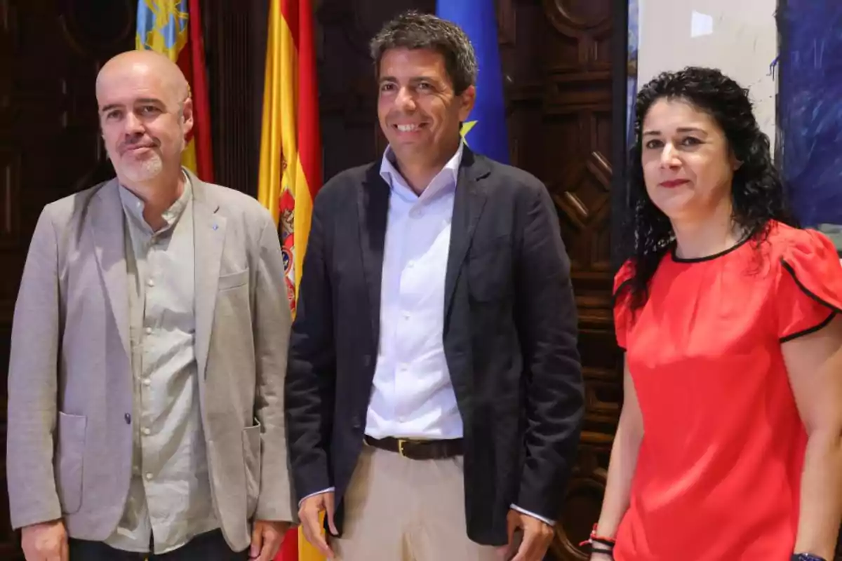 Carlos Mazón con los secretarios generales de CCOO, Unai Sordo, y de CCOO-PV, Ana García Alcolea