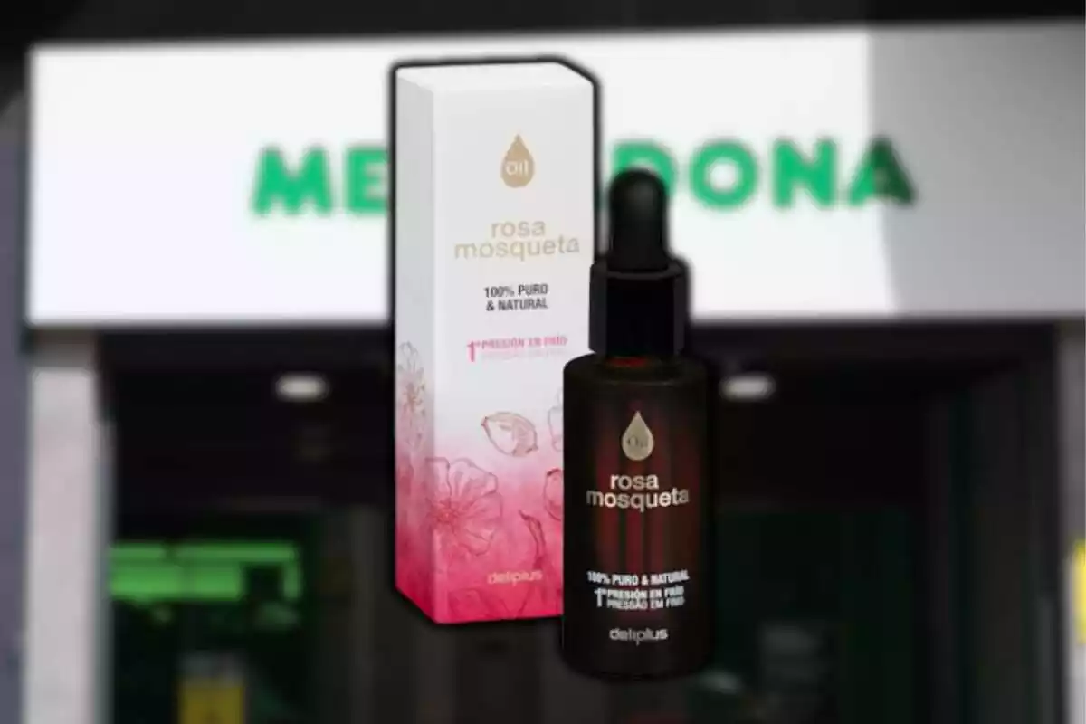 Montaje con tienda Mercadona y bote de aceite rosa mosqueta Montaje con tienda Mercadona y bote de aceite rosa mosqueta