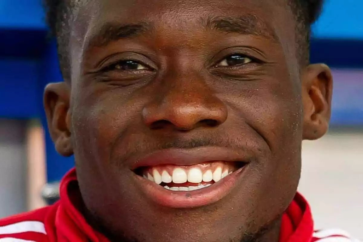 Alphonso Davies en primer plano