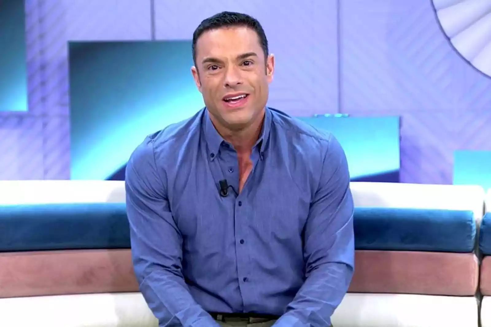 Antonio Rossi Stops 'Vamos a Ver' to Show Edmundo Arrocet's Private Message