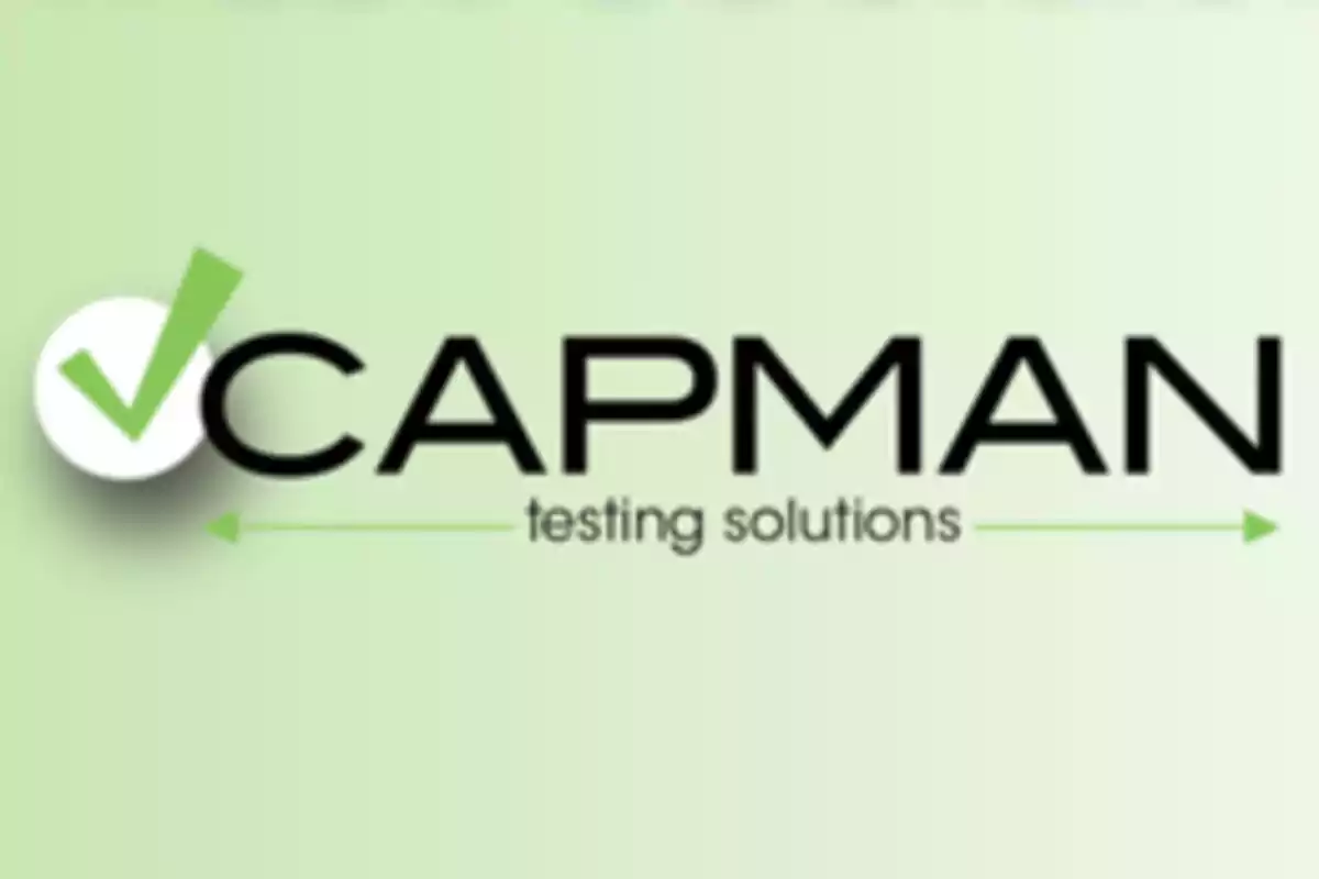 Logo de CAPMAN Testing Solutions con fondo verde y una marca de verificación verde.