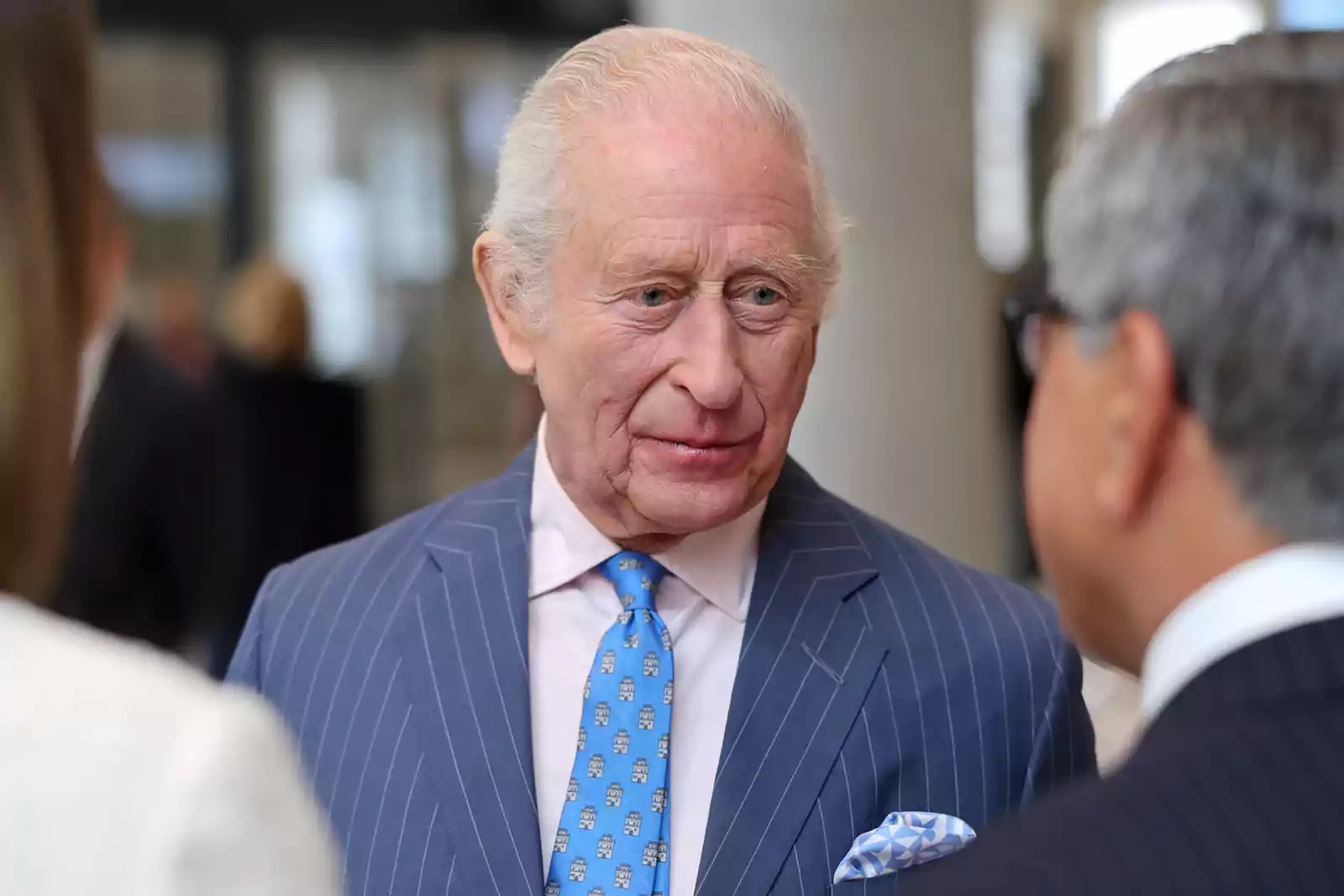 Charles III, this is the latest update on his condition: the family's  emotion is evident.