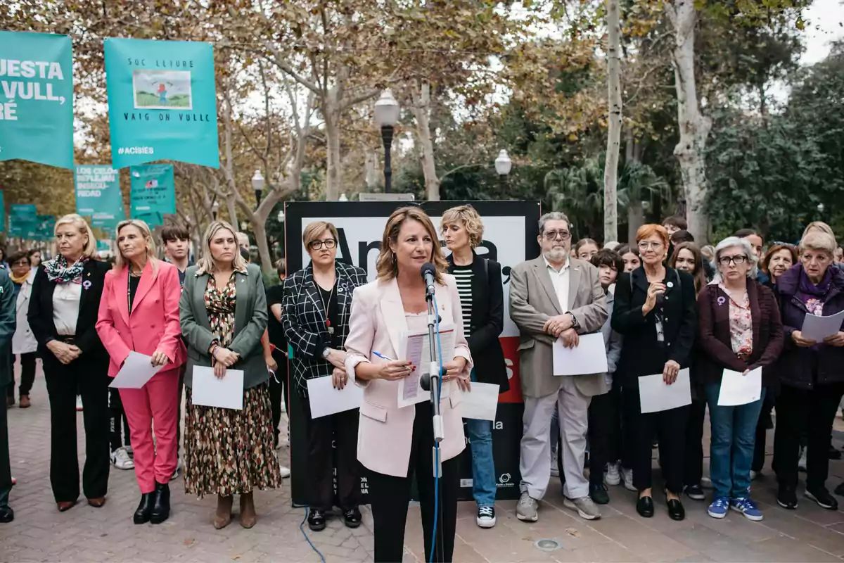 Begoña Carrasco, alcaldesa de Castellón, en los actos del 25N