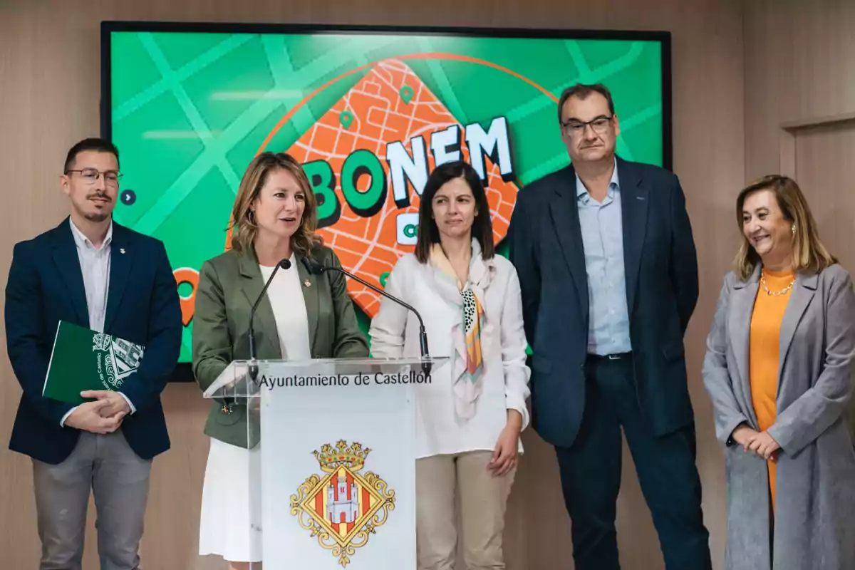 Begoña Carrasco, alcaldesa de Castellón, durante la presentación de la campaña