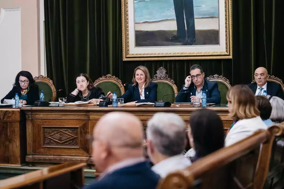 La Alcaldesa, Begoña Carrasco, en el pleno