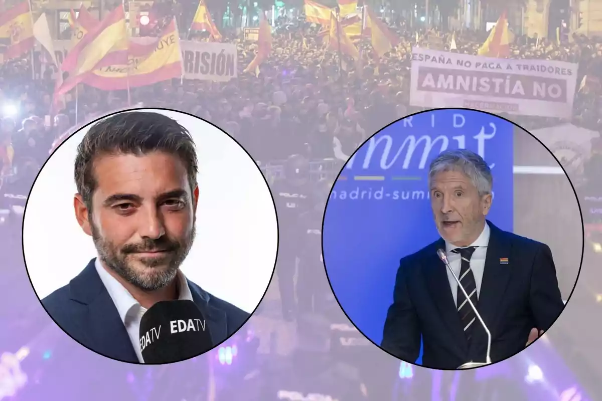 Dos hombres en trajes formales aparecen en círculos superpuestos sobre una imagen de fondo que muestra una manifestación con banderas y pancartas.