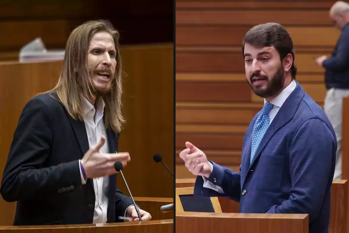 Dos hombres discutiendo en un debate parlamentario.