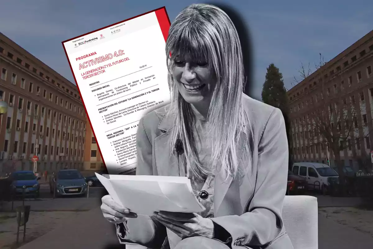 Una mujer sonriente sostiene un documento mientras está sentada, con un edificio de fondo y un programa titulado "Activismo 4.0: La Generación y el Futuro del Tercer Sector" superpuesto en la imagen.