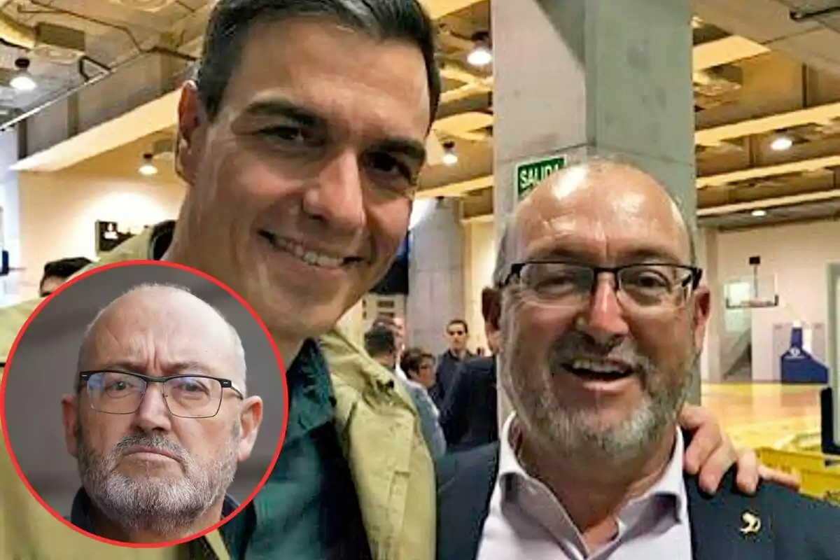 Dos hombres sonrientes posan para una foto en un entorno interior, con una imagen insertada de un hombre con expresión seria en la esquina inferior izquierda.