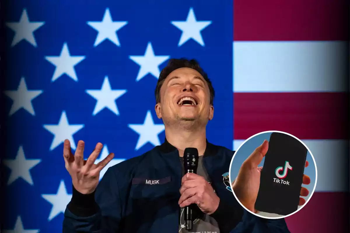 Un hombre riendo con un micrófono frente a una bandera de Estados Unidos y un recuadro que muestra un teléfono con el logo de TikTok.