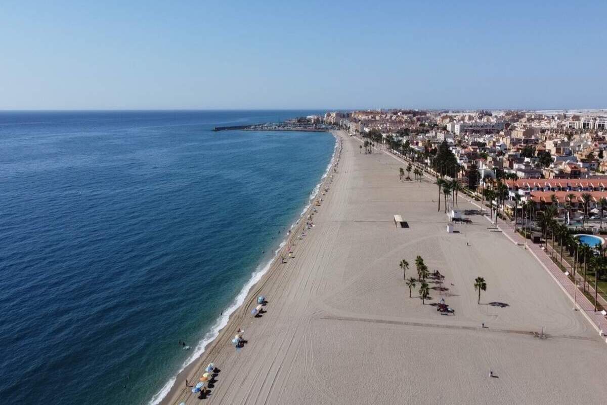 La Semana Santa en Roquetas de Mar, unión de devoción religiosa y ...