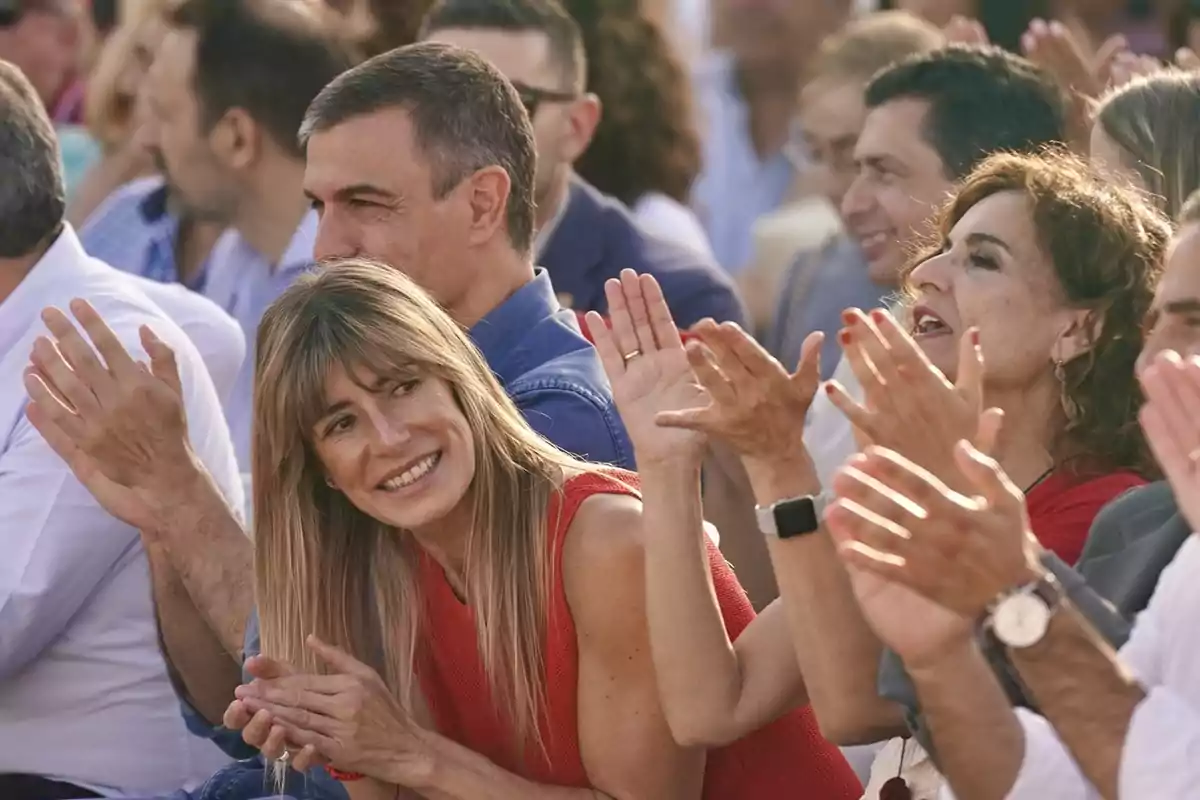 begoña gomez aparece con sanchez en un mitin del psoe