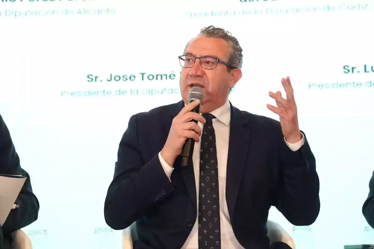 Toni Perez, presidente de la Diputación de Alicante