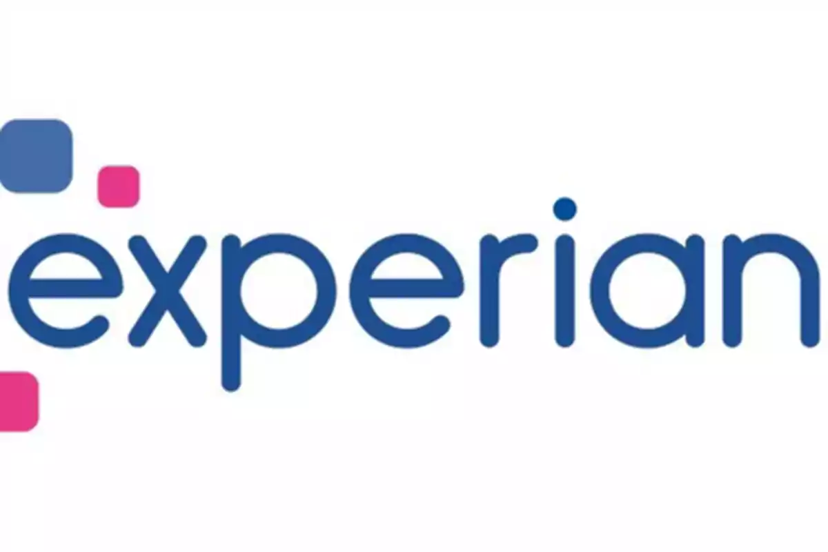 Logo de Experian con texto en azul y cuadrados en azul y rosa.