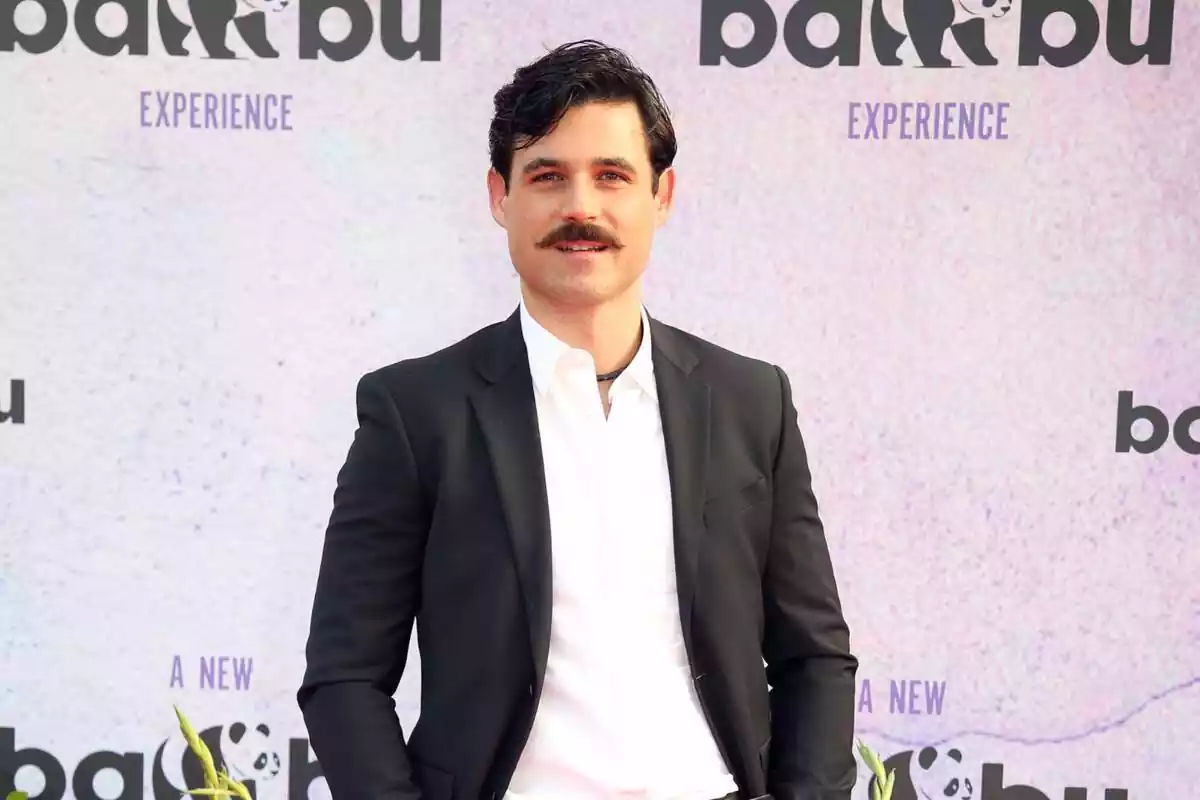 Photo of the actor Arturo Sancho posing at a photocall during the party of the production company 'Bambú Producciones' in Madrid