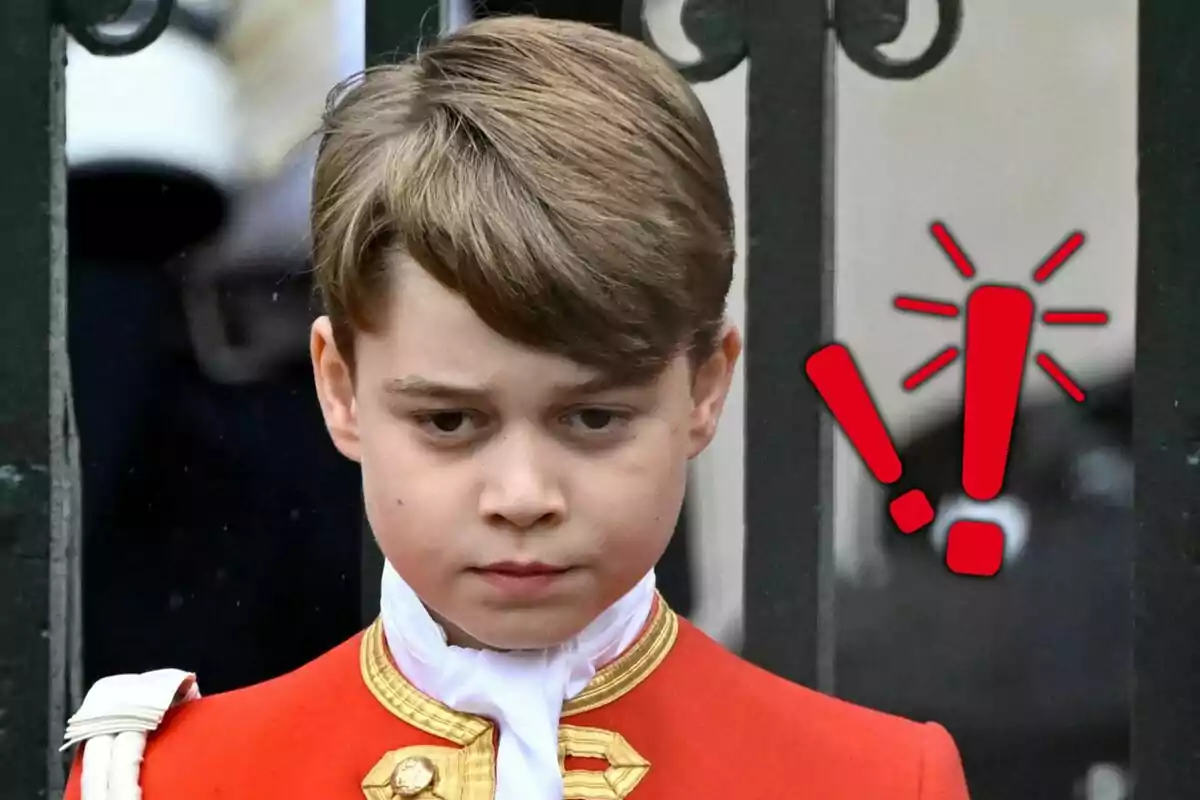 Child with a serious expression dressed in a red uniform with gold details next to a red exclamation mark