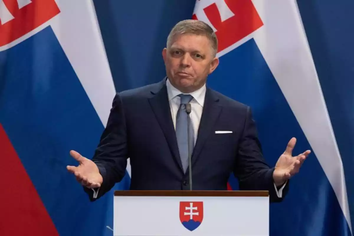 El Primer Ministro eslovaco Robert Fico ha resultado herido en un tiroteo