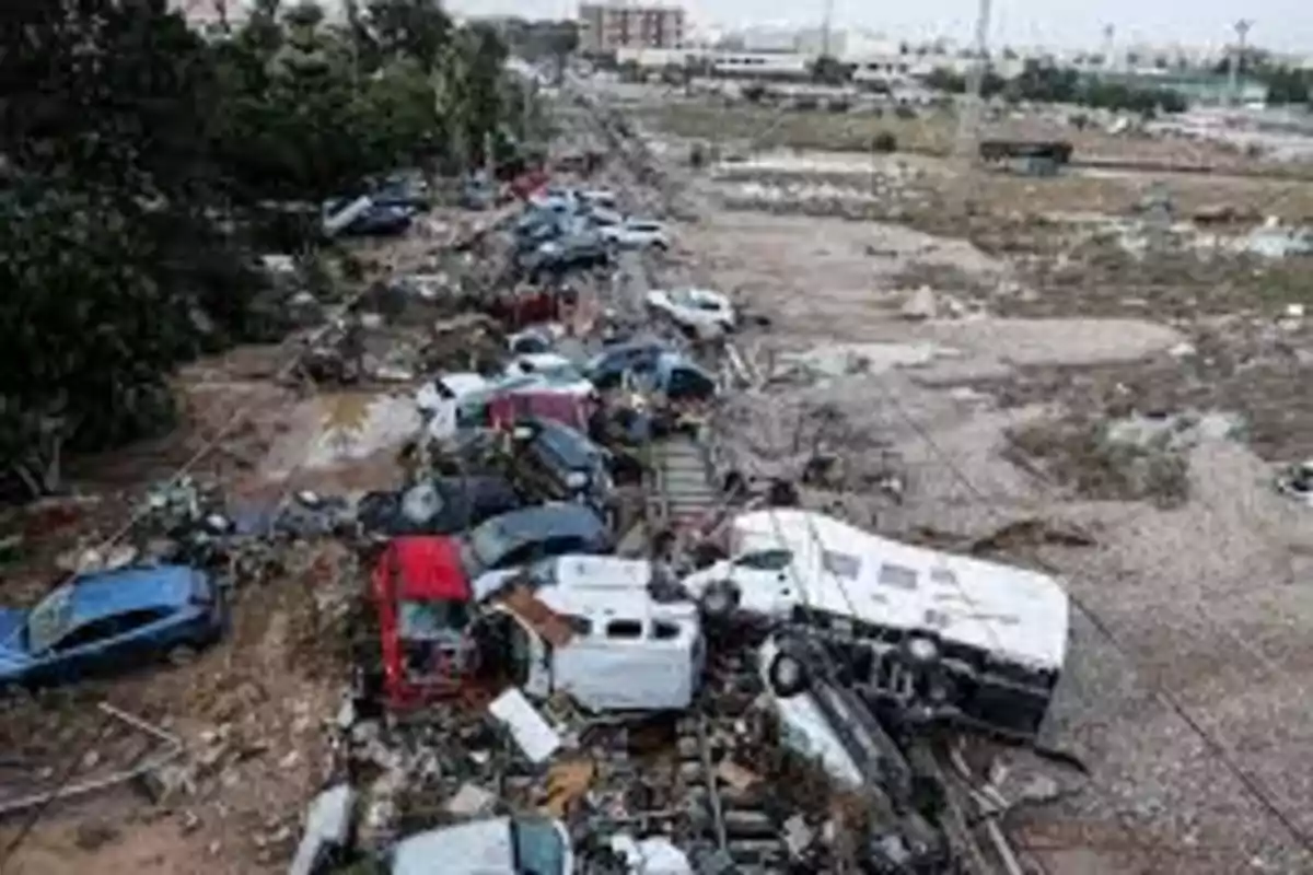 Vista aérea de una zona devastada por la DANA