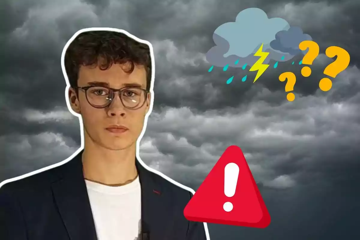 Un hombre con gafas aparece frente a un cielo nublado con iconos de nube, relámpago, lluvia y signos de interrogación, junto a un símbolo de advertencia.