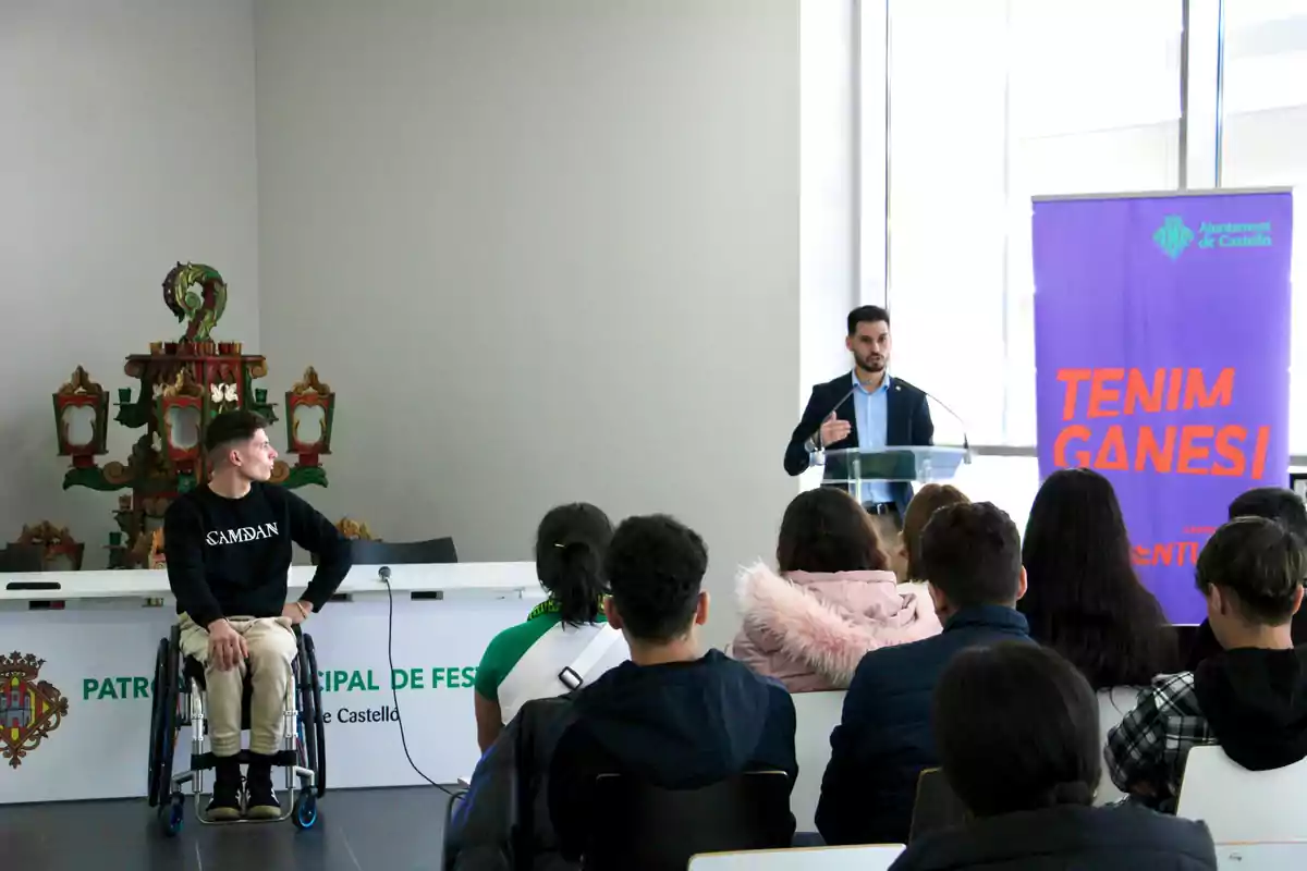 Carlos Tatay en la Semana de la Juventud en Castellón