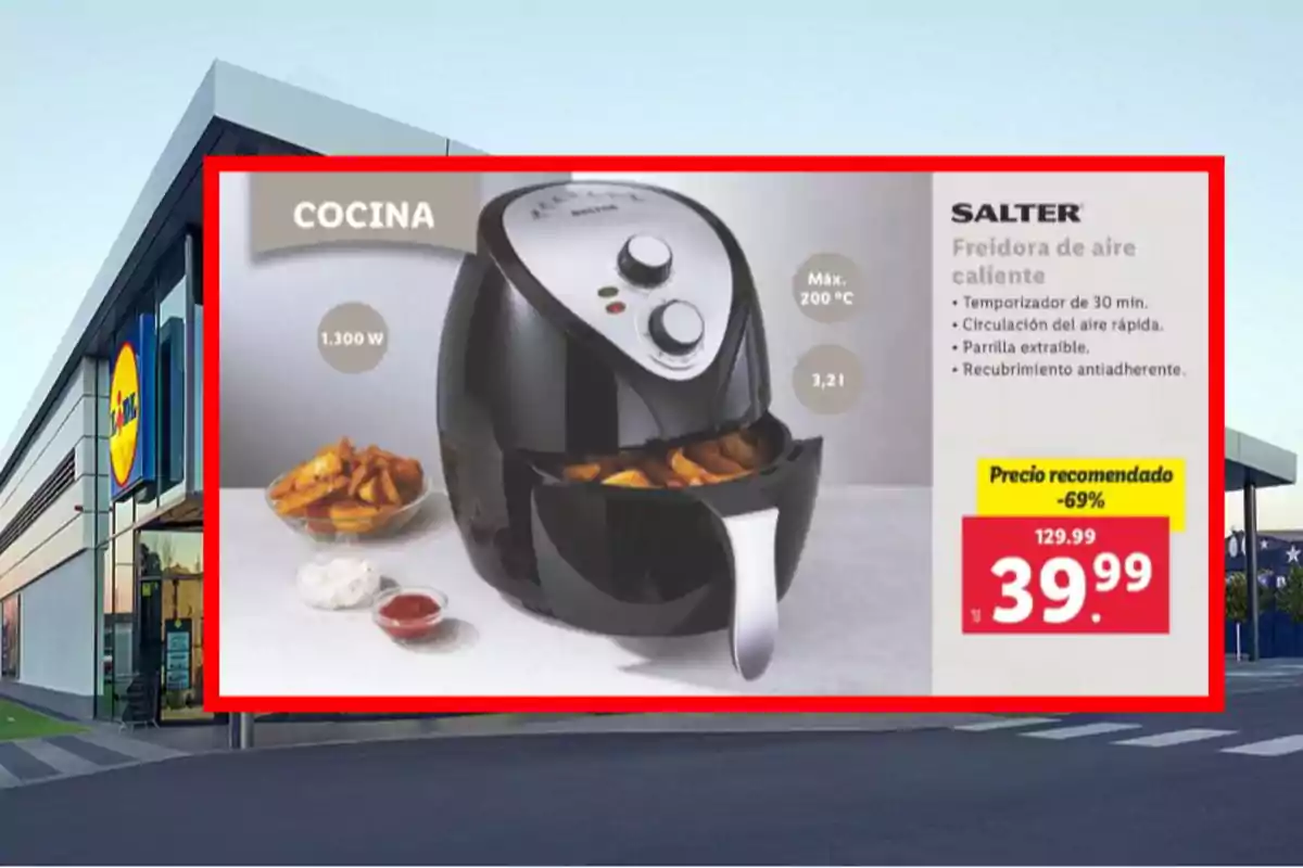 Imagen de una freidora de aire caliente Salter con características como temporizador de 30 minutos, circulación de aire rápida, parrilla extraíble y recubrimiento antiadherente, con un precio promocional de 39.99 euros en un supermercado. Imagen de una freidora de aire caliente Salter con características como temporizador de 30 minutos, circulación de aire rápida, parrilla extraíble y recubrimiento antiadherente, con un precio promocional de 39.99 euros en un supermercado.